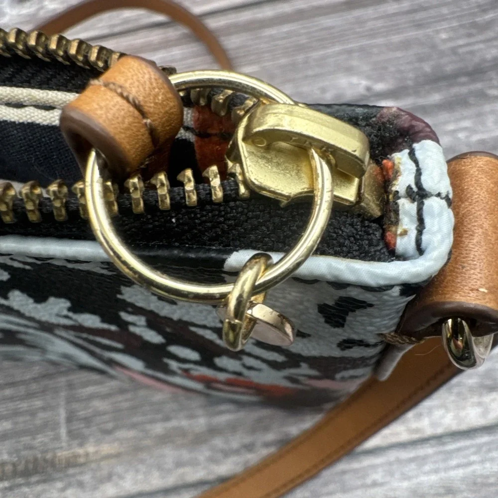 FOSSIL Sydney Print Dark Floral Crossbody Bag Pebbled Leather Adjustable NWOT